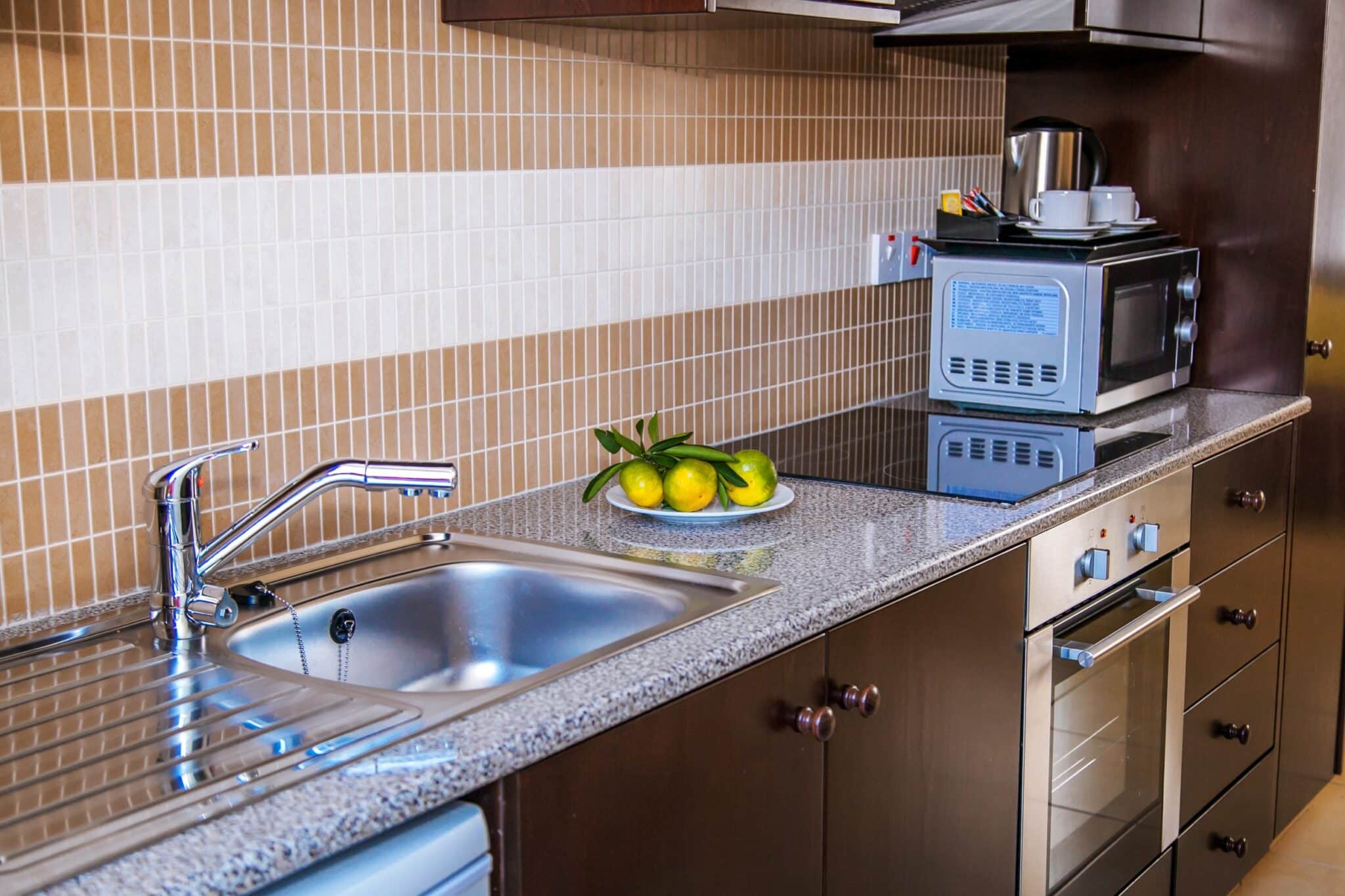 professionnel rénovation cuisine paris ouvert actuellement confiez la rénovation de votre cuisine à paris à des experts. bénéficiez de conseils personnalisés, d’une conception sur-mesure et de travaux réalisés avec soin pour une cuisine moderne et fonctionnelle.