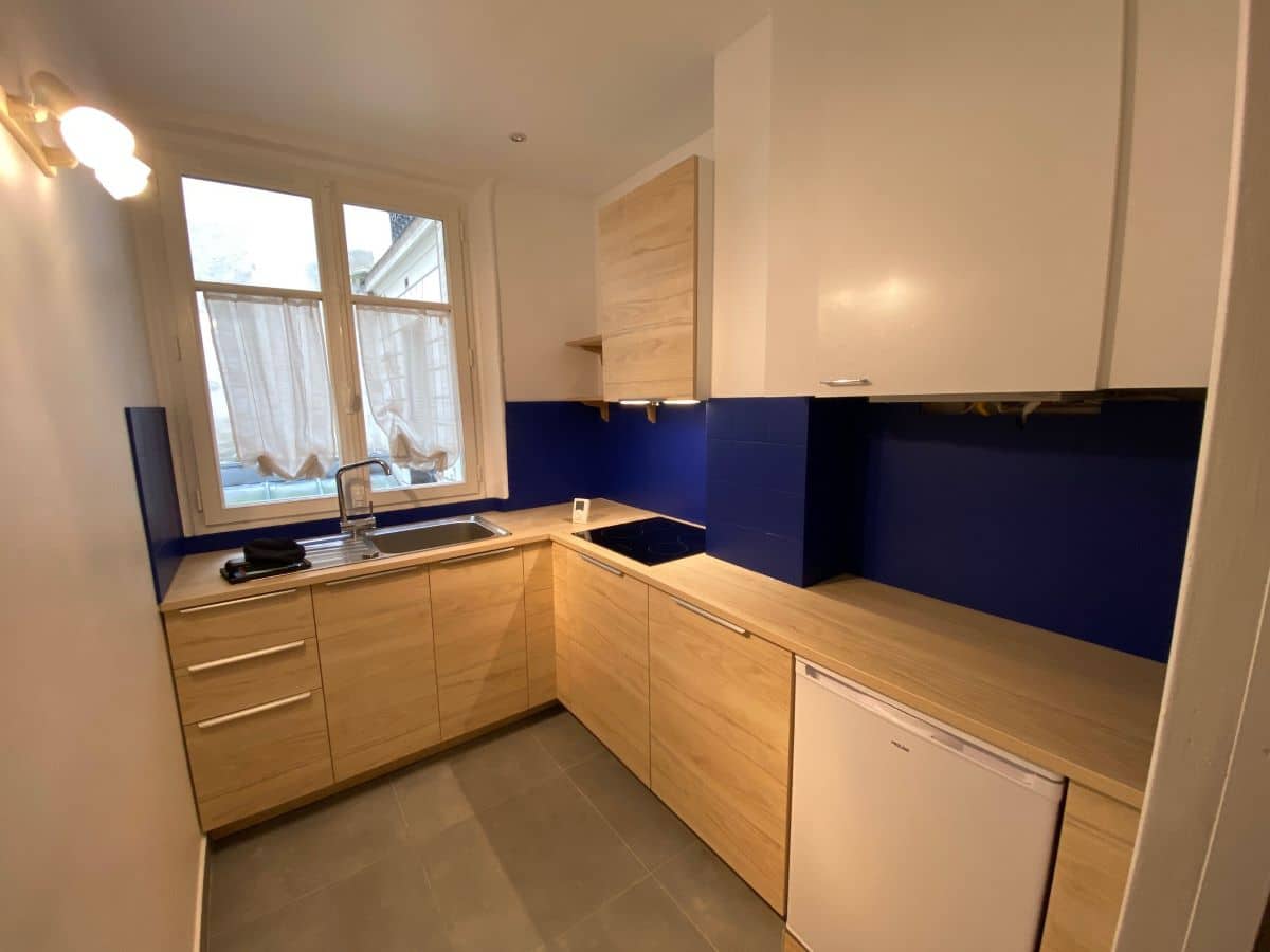 confiez la rénovation de votre cuisine à paris 75004 en 2025 à des experts. conseils, devis gratuits et travaux sur-mesure pour transformer votre espace culinaire.