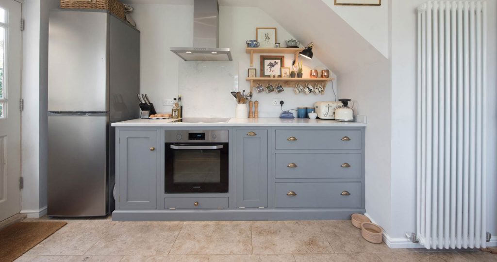 Rénovation cuisine à Paris : offrez-vous une transformation sur-mesure dès aujourd’hui avec un professionnel disponible offrez-vous une rénovation de cuisine sur-mesure à paris. profitez d’un accompagnement personnalisé, de conseils d’experts et de solutions adaptées à vos envies pour transformer votre espace culinaire.