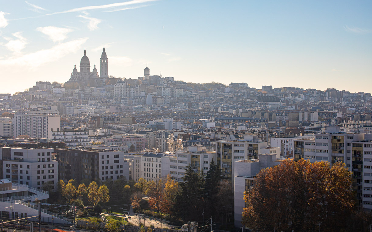 À Paris, la rénovation énergétique : un défi majeur pour plus de la moitié des habitations confiez votre rénovation énergétique à paris à des experts certifiés. bénéficiez de conseils personnalisés, d’aides financières et d'un accompagnement complet pour améliorer le confort et réduire vos factures d’énergie.