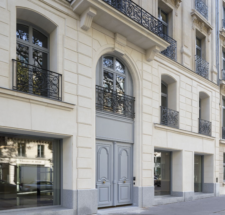 Quelles sont les étapes pour rénover une façade haussmannienne ? découvrez nos solutions expertes de rénovation de façade haussmannienne : restauration, nettoyage et mise en valeur du patrimoine architectural parisien par des professionnels qualifiés.