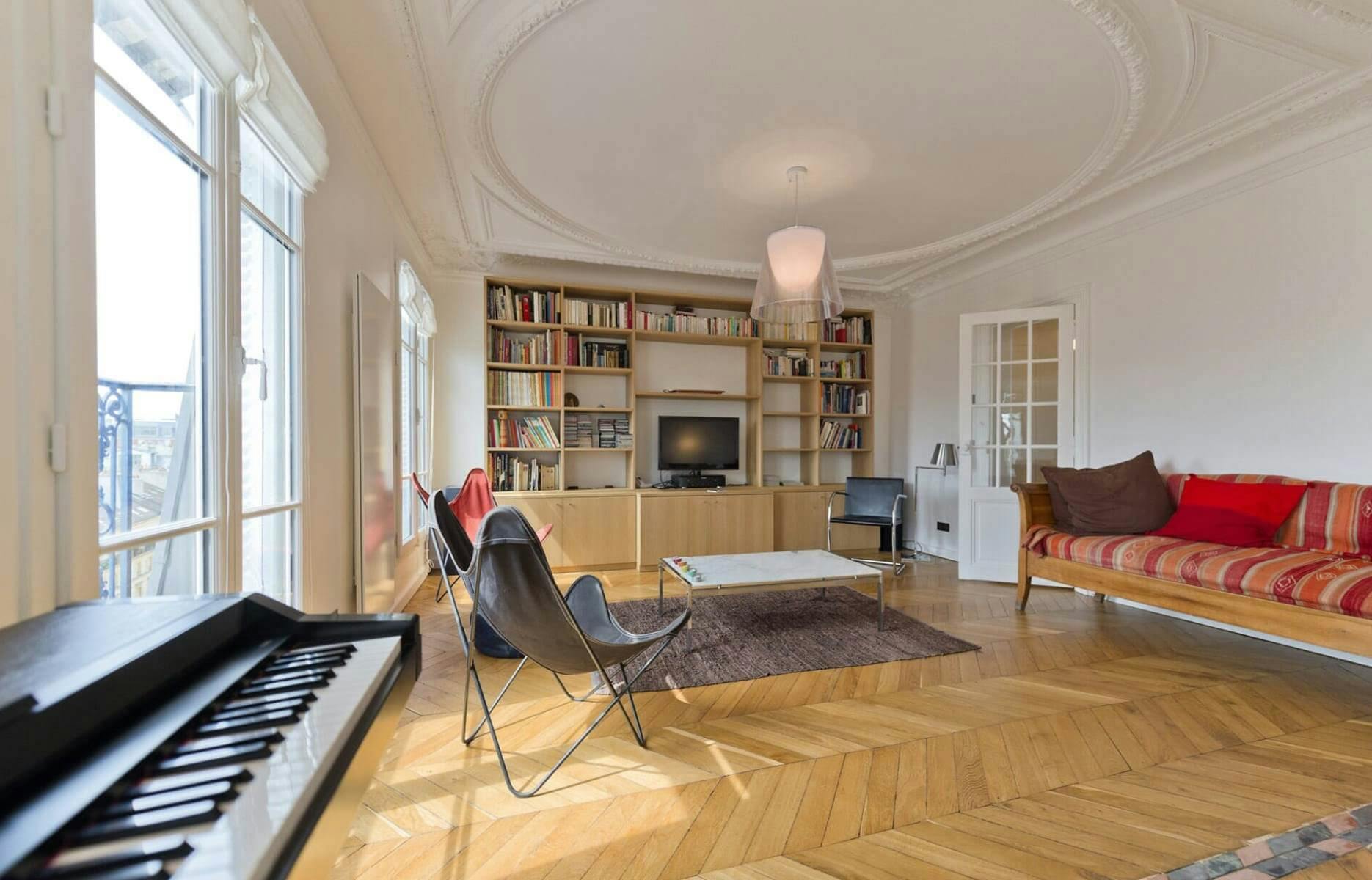 Conseils pour réussir vos projets de rénovation et d’aménagement intérieur haut de gamme découvrez nos services de rénovation haut de gamme pour transformer votre espace avec élégance, qualité et savoir-faire. offrez à votre intérieur des finitions luxueuses et un design sur mesure, réalisés par des experts passionnés.