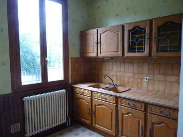 Comment rénover une maison 1930 ? découvrez nos conseils et astuces pour réussir la rénovation d’une maison 1930 : charme préservé, modernisation des espaces, matériaux adaptés et exemples de réalisations inspirantes pour un projet unique et durable.