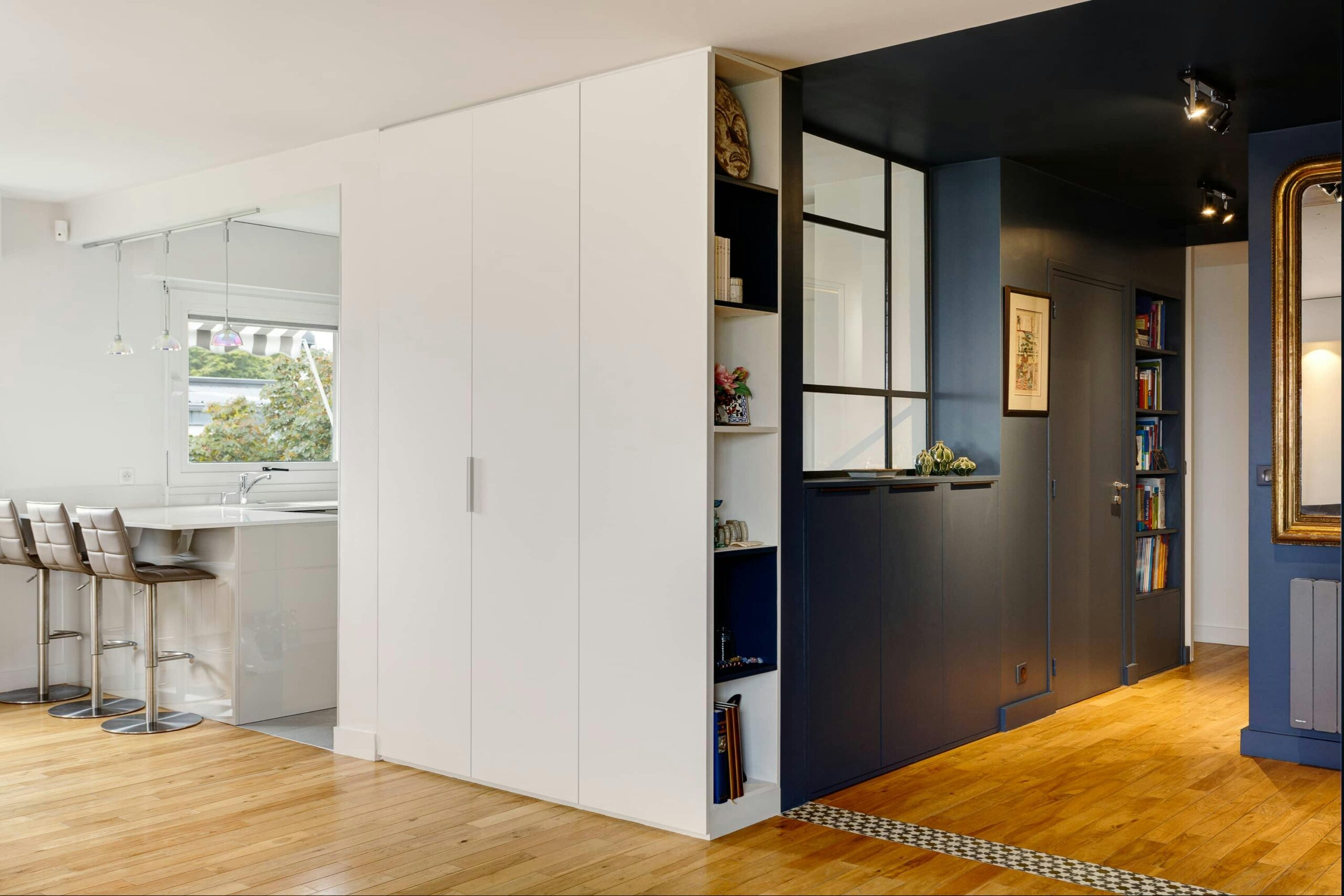 Rénovation immobilière à Paris 75004 : Transformez votre espace en un havre de paix! confiez vos travaux de rénovation à paris 75004 à des experts qualifiés. bénéficiez de conseils personnalisés et d’un accompagnement sur-mesure pour transformer votre intérieur dans le 4ème arrondissement.
