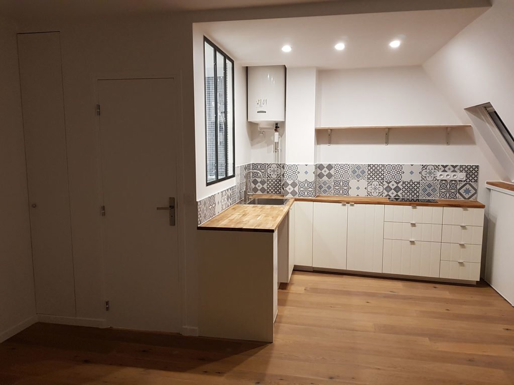 Rénovez votre bien immobilier à Paris 75004 : Transformez votre espace en un lieu d'exception ! confiez votre projet de rénovation à paris 75004 à des experts. travaux sur mesure pour appartements, maisons et locaux professionnels. devis gratuit et accompagnement personnalisé.
