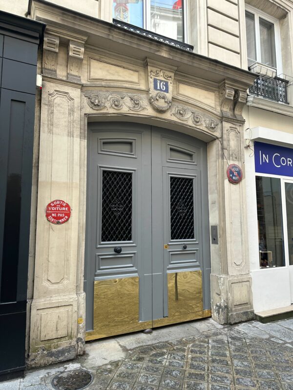 Entreprise de rénovations à Paris 75004 : vos projets transformés en réalité spécialistes des rénovations à paris 75004, nous transformons vos espaces avec expertise. profitez de services sur mesure pour appartements, maisons ou locaux professionnels.