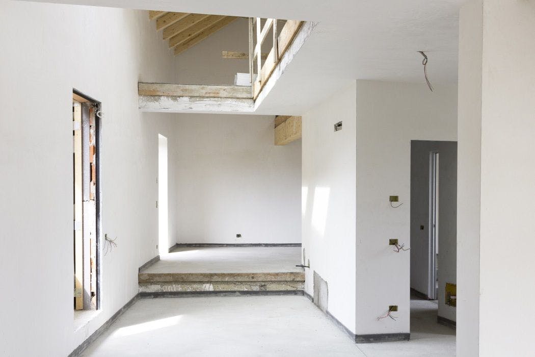Comment rénover l'intérieur de sa maison ? découvrez nos conseils pratiques et astuces pour rénover votre maison efficacement. idées, budget, étapes clés et inspirations pour transformer votre intérieur ou extérieur en toute sérénité.