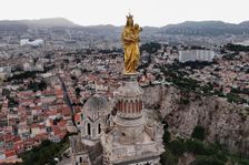 PHOTOS - Notre-Dame de Paris : zoom sur les entreprises marseillaises mobilisées pour la reconstruction découvrez comment les entreprises marseillaises s