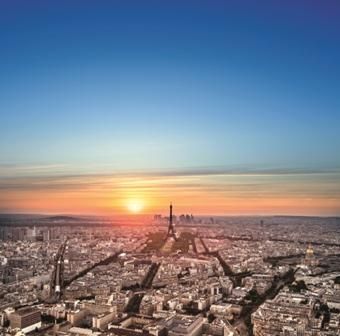Dernière opportunité pour contempler Paris depuis le sommet de la tour Montparnasse avant la fermeture de l’Observatoire le 31 mars découvrez la fin de la visite de l